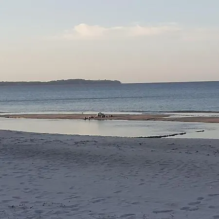 2 Quint * Altenkirchen (Mecklenburg-Vorpommern)