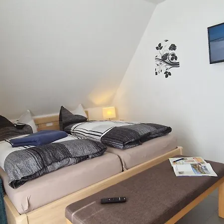 2 Quint Vakantiehuis Altenkirchen (Mecklenburg-Vorpommern)