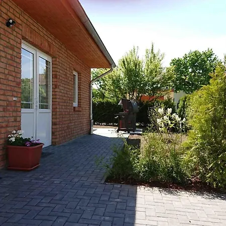 2 Quint Altenkirchen (Mecklenburg-Vorpommern)