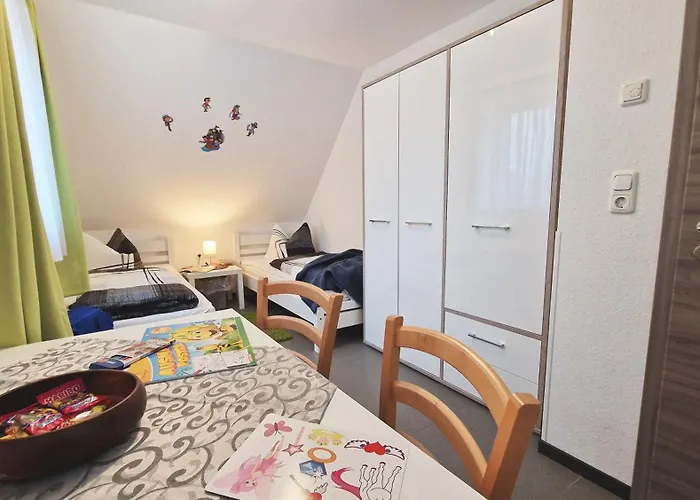 2 Quint * Altenkirchen (Mecklenburg-Vorpommern)